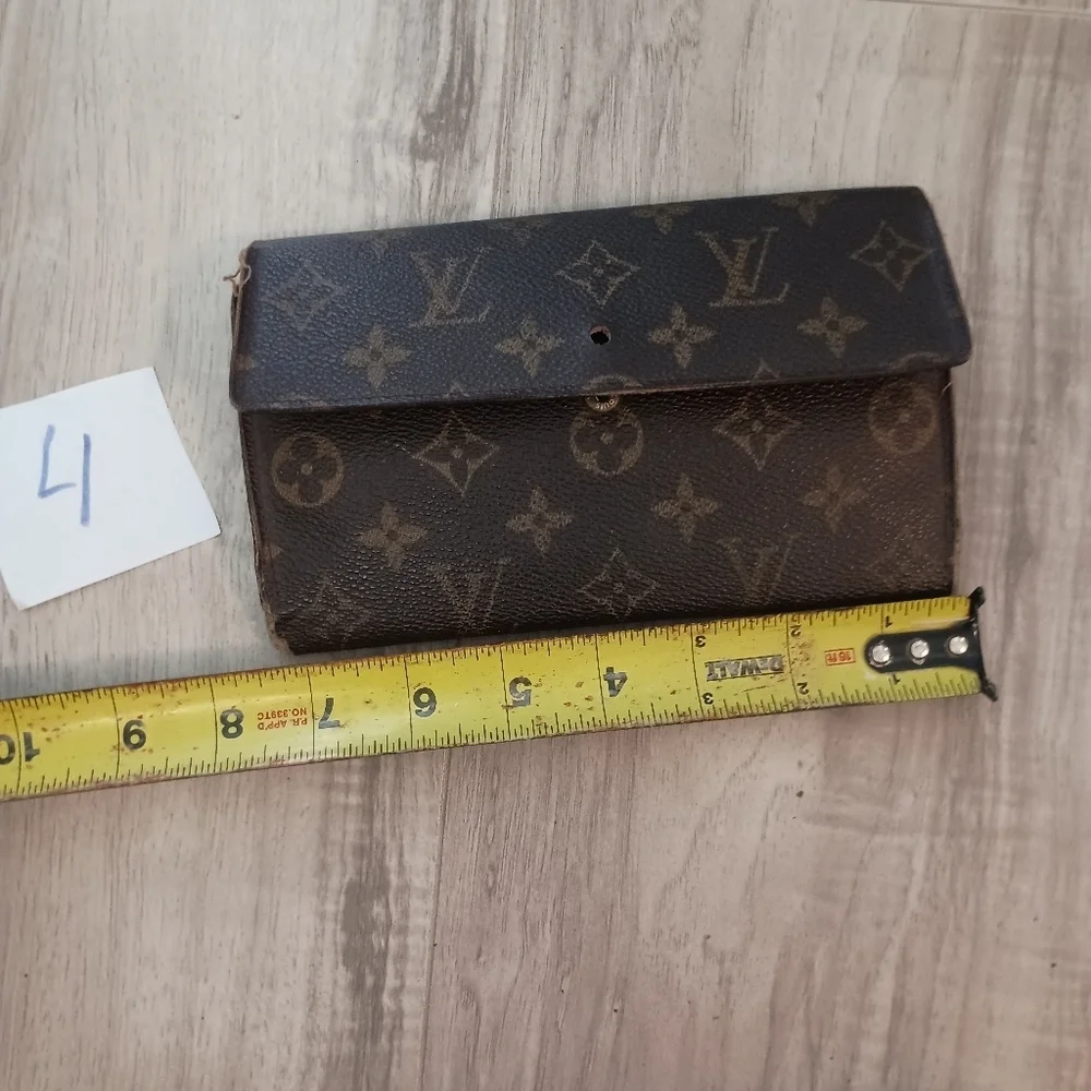 Louis Vuitton Monogram Porte Tresor International Trifold Long Wallet - Picture 11 of 12